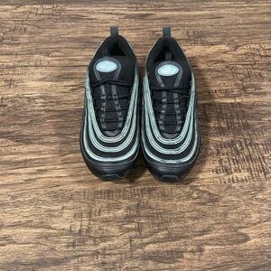 “Nike Airmax 97”